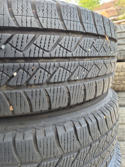4бр. 215 65 16С Goodyear всесезонни.