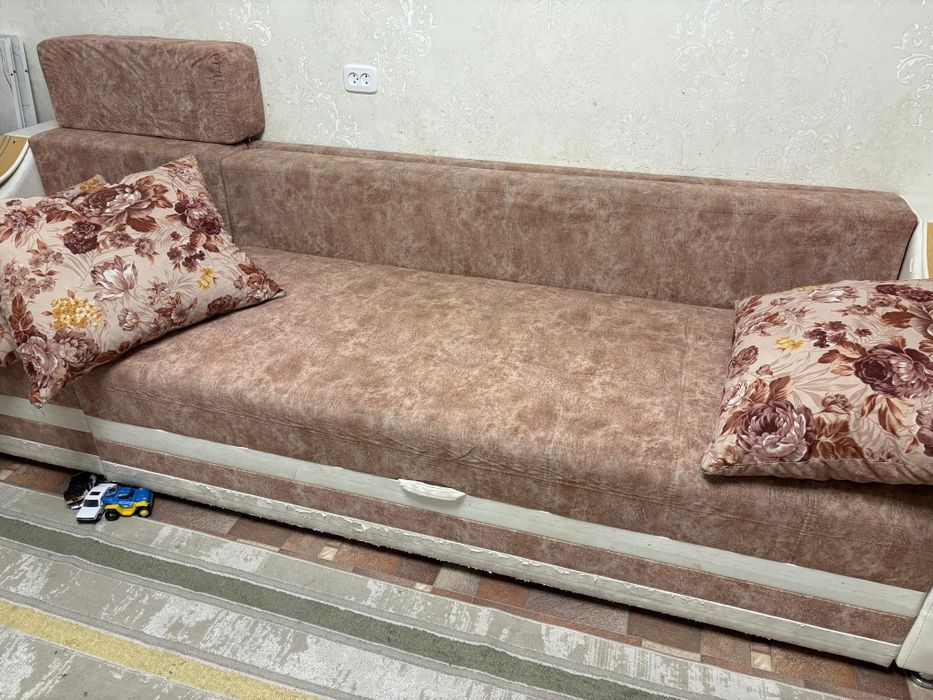 Диван 3 метр астыңғы жәшігімен