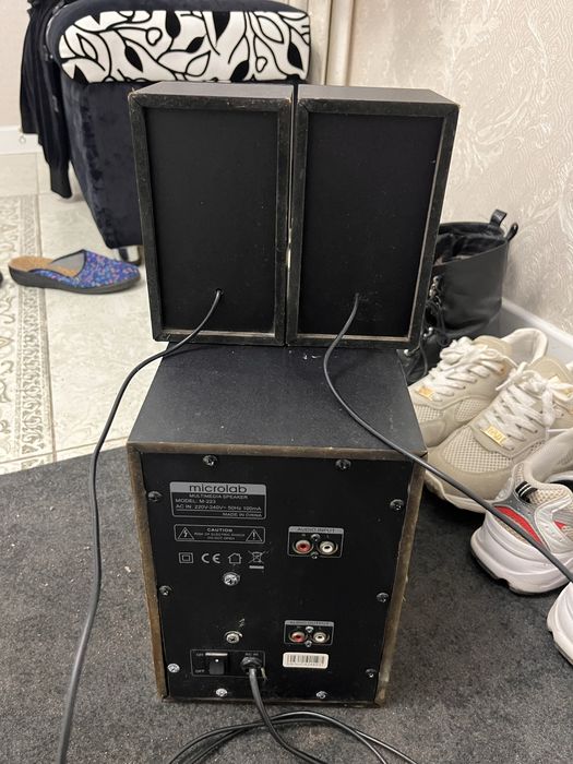Колонки Microlab M-223 2.1 (сабвуфер + 2 колонки)
