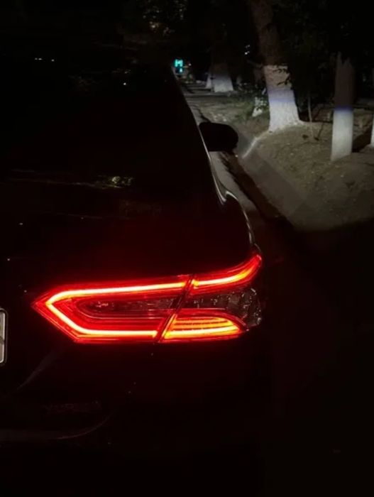 Фонар на камри 70  75