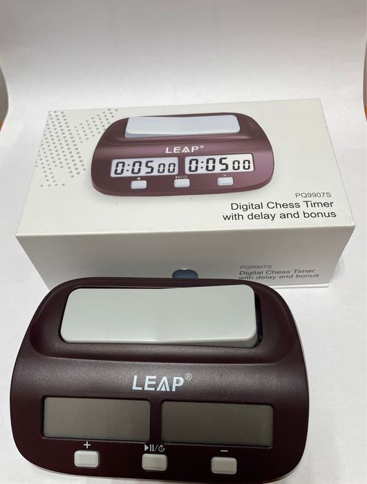 Продам шахматные часы, новые.