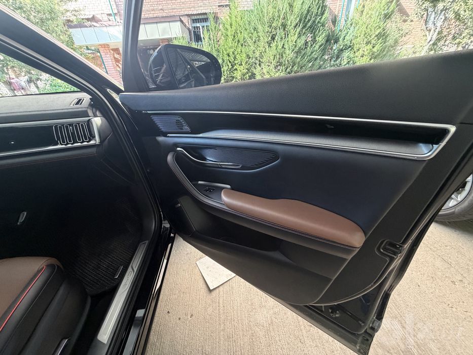 Byd chwmpion gibrid 150