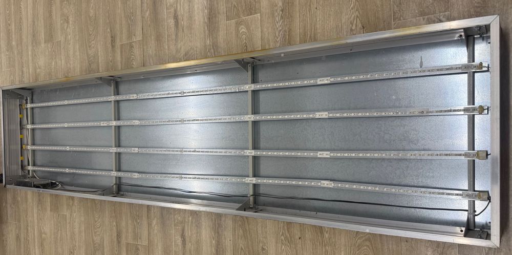 Светеща реклама за търговски обект!