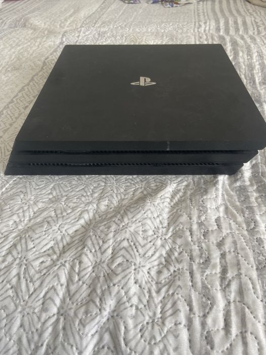 Playstation pro 1 tb