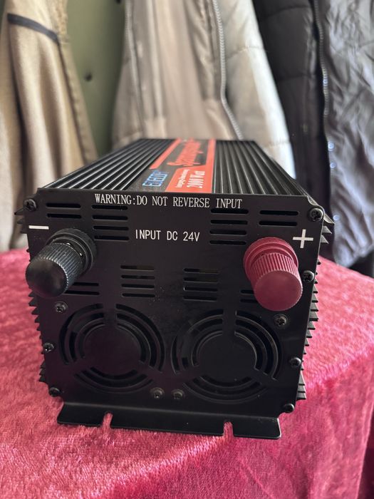 Немски инвертор EDECOA 24v 2000w