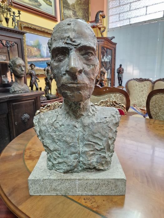 Георги Жеков- Прекрасна антикварна бронзова скулптура пластика