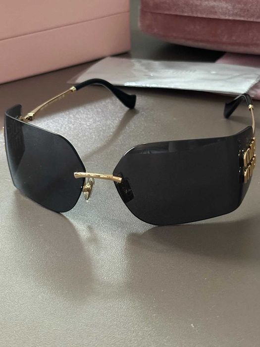 Ochelari de soare MIU MIU