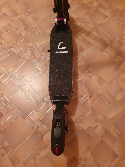 Элэктро самокат С3 KUGOO