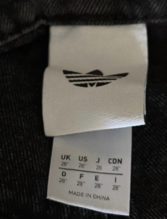 Blugi Adidas Baggy mar 28