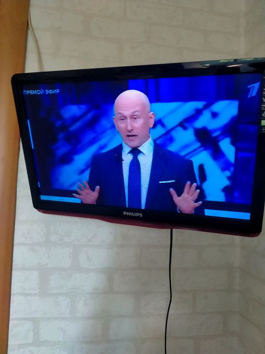 Продам телевизор "Philips"
