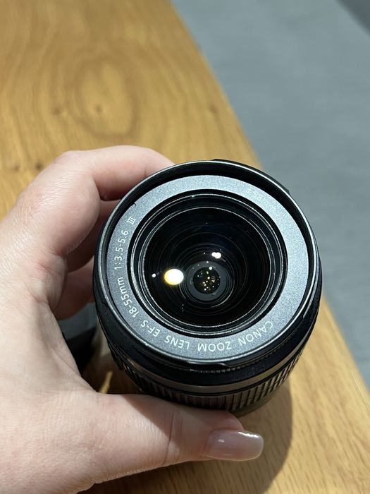 Обектив Canon EF-S 18-55mm 1:3.5-5.6 III