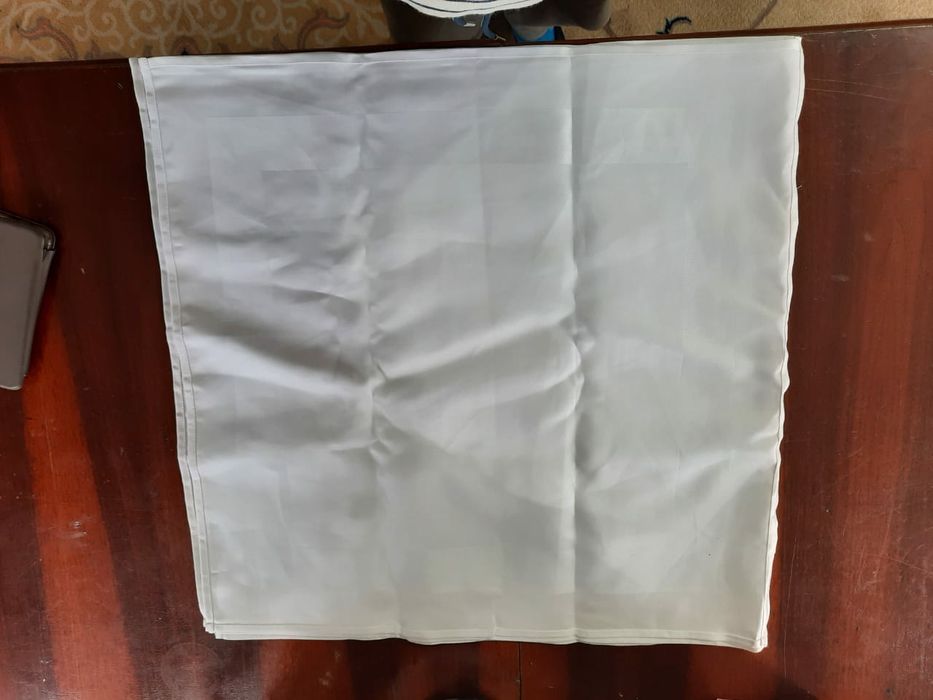 Продам салфетки ресторанные!