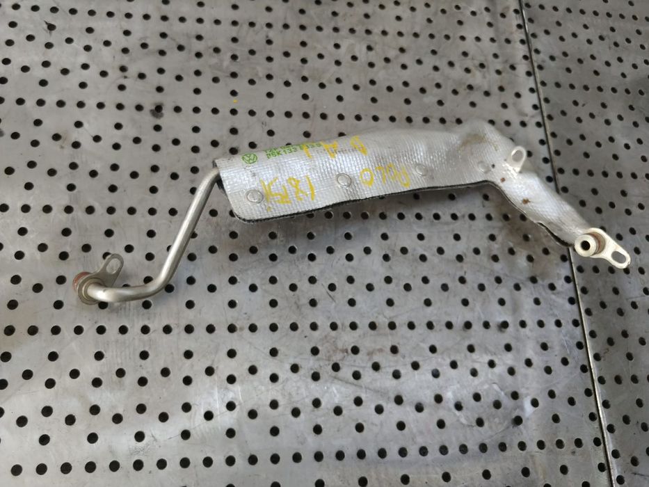 conducta ulei 1.8 tsi daj vw polo 6r golf 7  skoda octavia 3 06k133833q