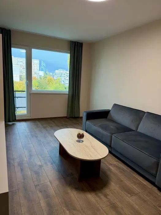 Дава се под наем Тристаен апартамент в София, Мусагеница - 86 кв.м за 799 € - Снимка #1