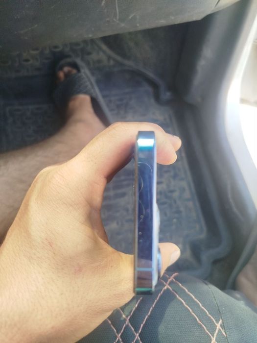 iPhone 13 pro 128gb 77yomks