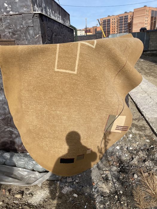 Продам ковер 2*4