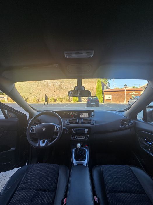 RENAULT Scenic 2012 — imagine 4