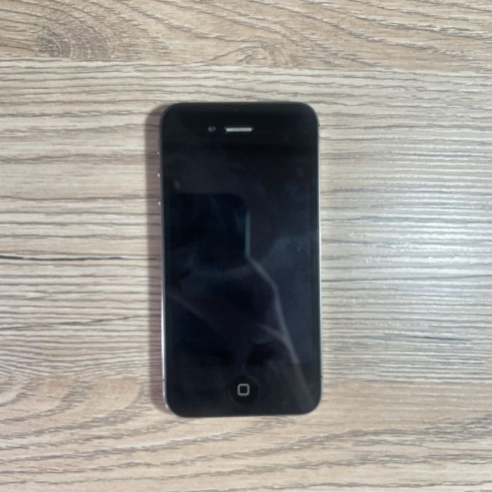 iPhone 4S 16gb с играми