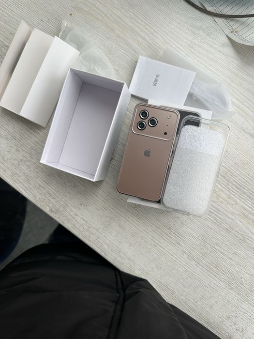 Iphone 17 pro max mini yengi bitta qoldi kelishamiz