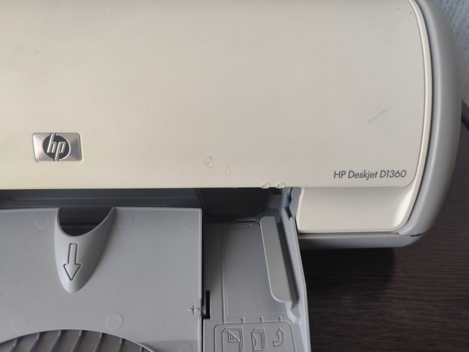 Принтер hp Deskjet D1360