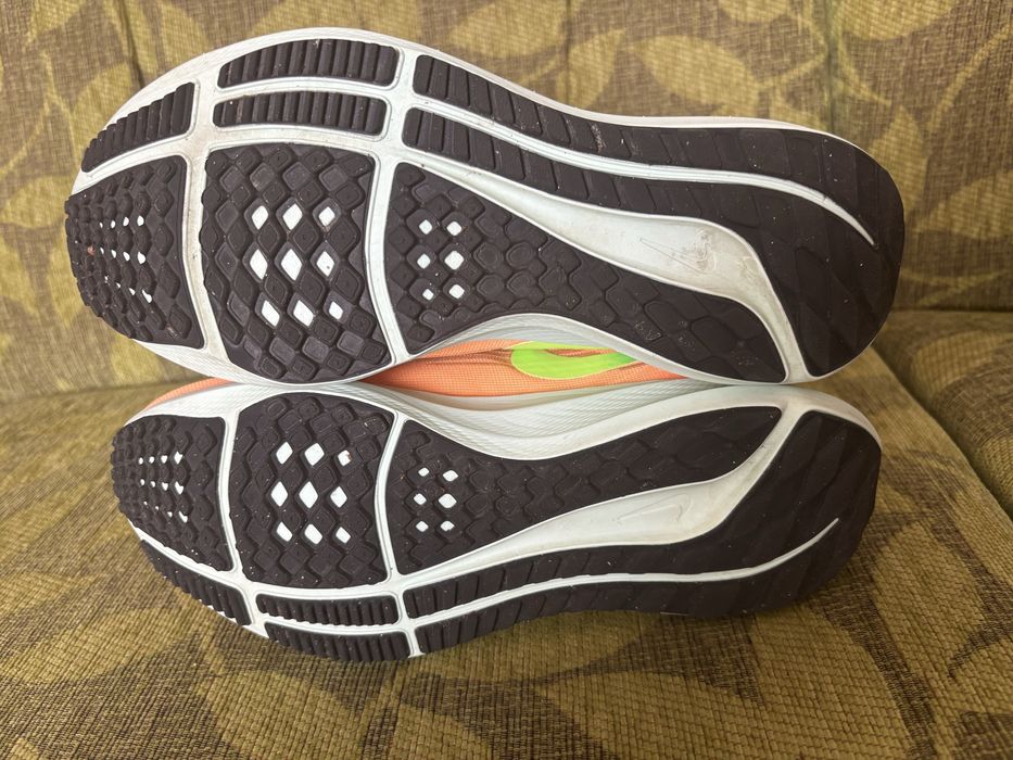 Дамски маратонки Nike pegasus 39 и Altra escalante