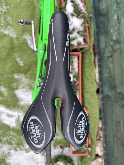 Нов Карбонов  велосипед CUBE 29"