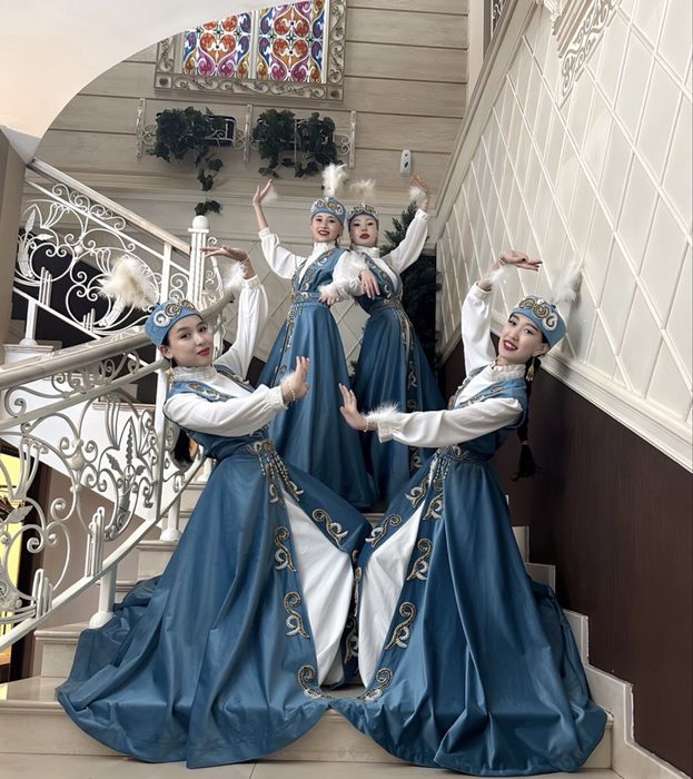 Танцы, танцевальный коллектив, той, би, бишілер,