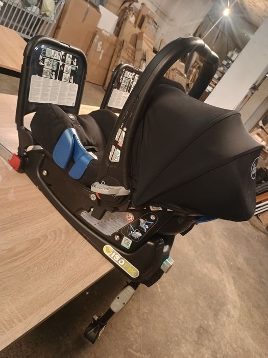Britax Römer Baby-Safe Plus SHR II + 2 ISOFIX бази