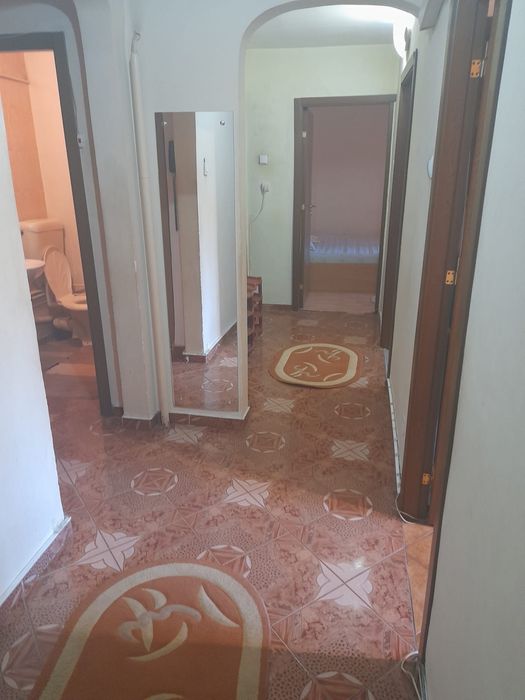 inchiriez apartament3 camere
