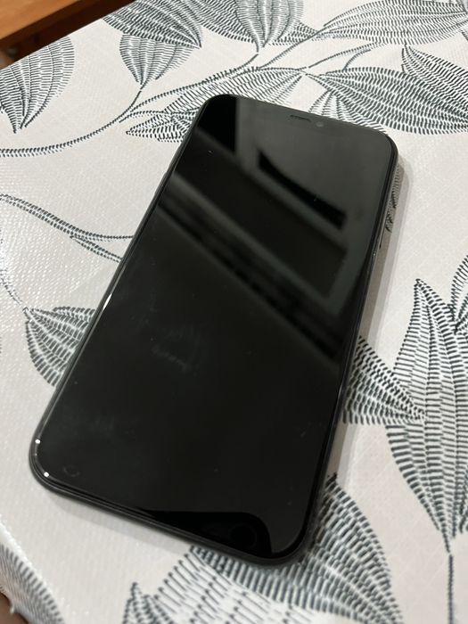 IPhone 11 64гб черный