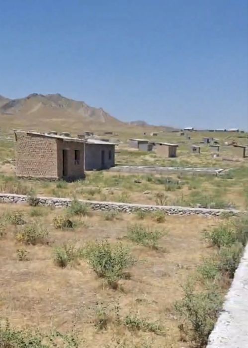 Yer uchastkasi zudlik bilan sotiladi.