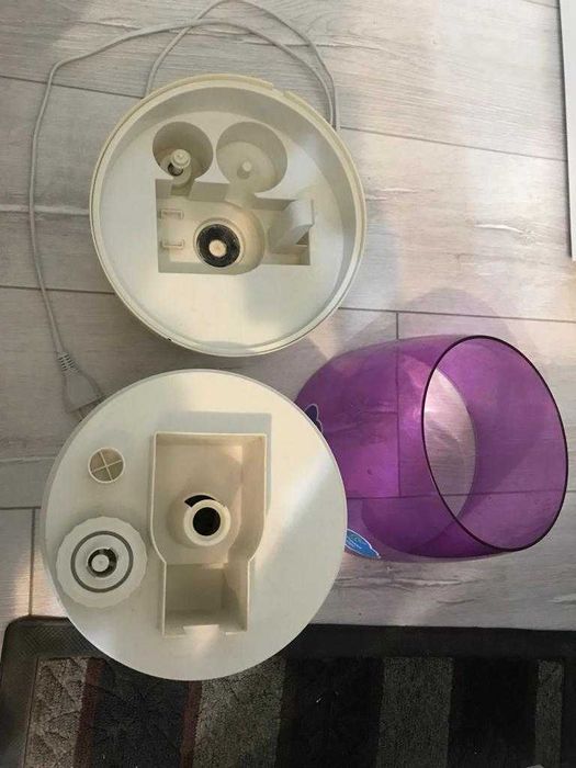 продам увлажнитель воздуха б/у