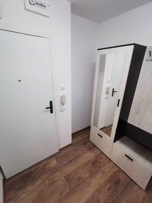 Дава се под наем Едностаен апартамент в Бургас, Център - 65 кв.м за 331.5 € - Снимка #4