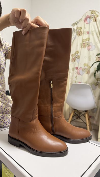 Продается сапоги Сара милан новый