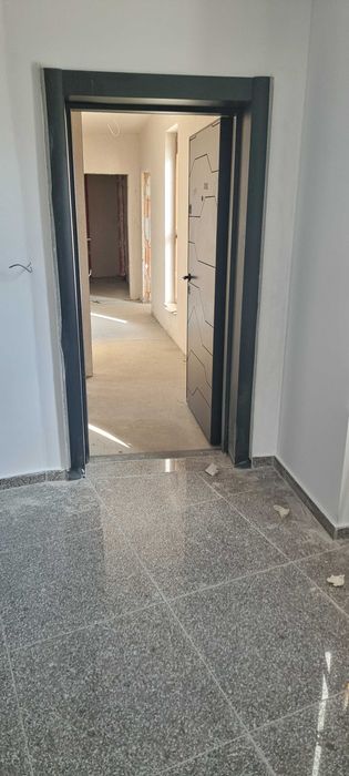 1297-Продава се тристаен апартамент ново строителство- кв. "Варош"