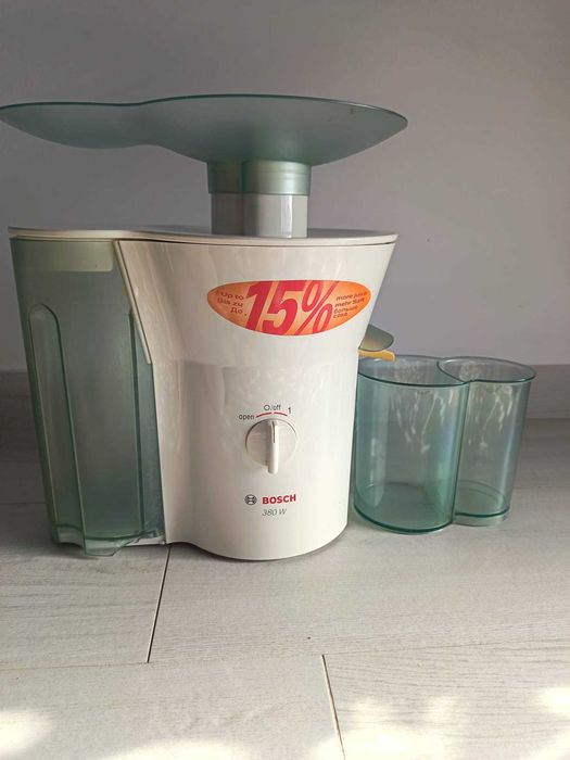 Storcător Bosch 380W, 200 lei