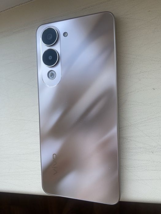 Vivo Y04 в отличном состояний