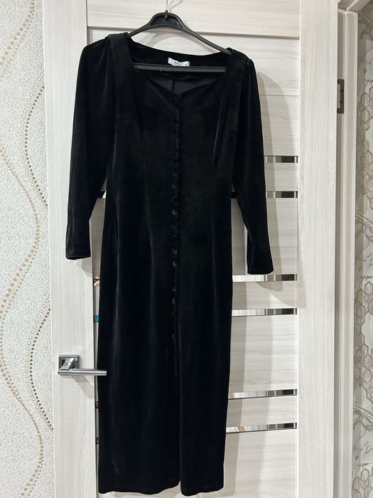 Платья женские новые