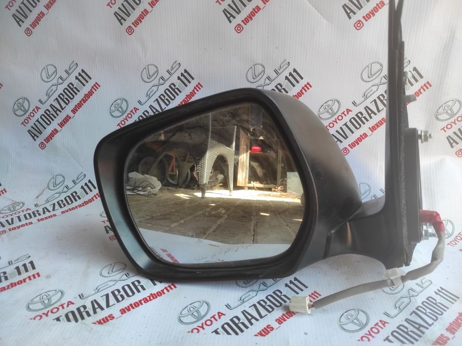 Зеркало левое Land Cruiser 200