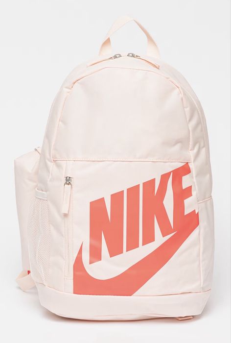 Раница Nike.