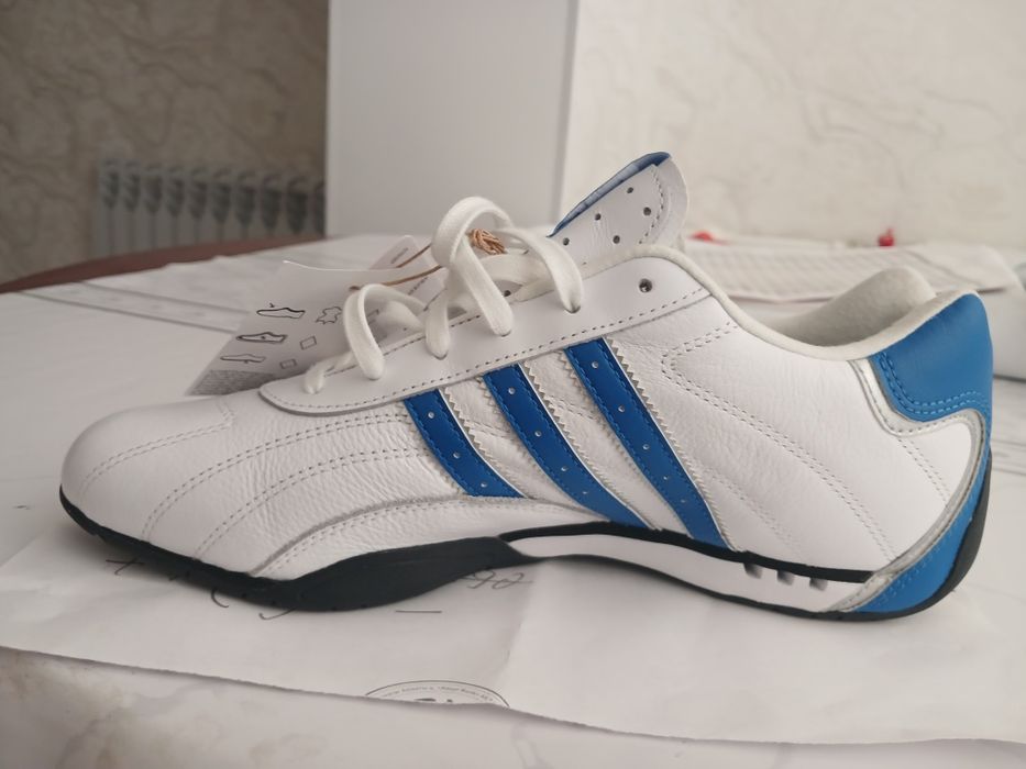 Кроссовки Adidas originals