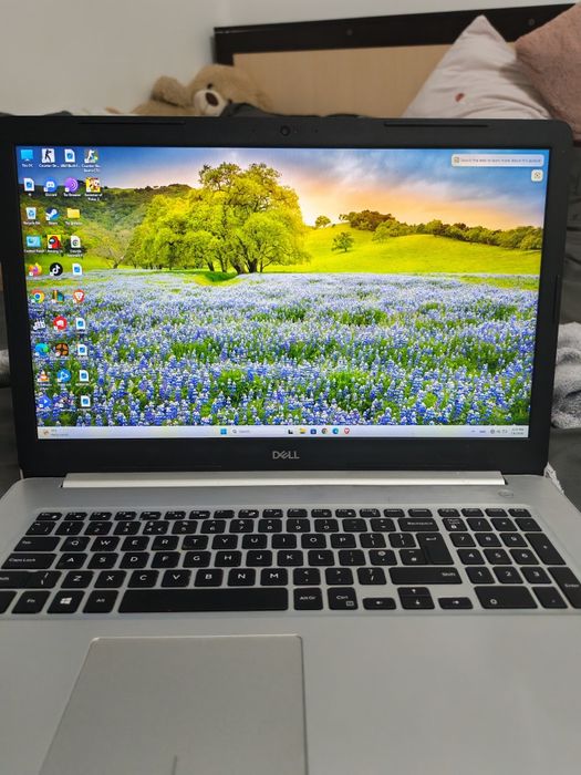 Laptop dell inspirion 17