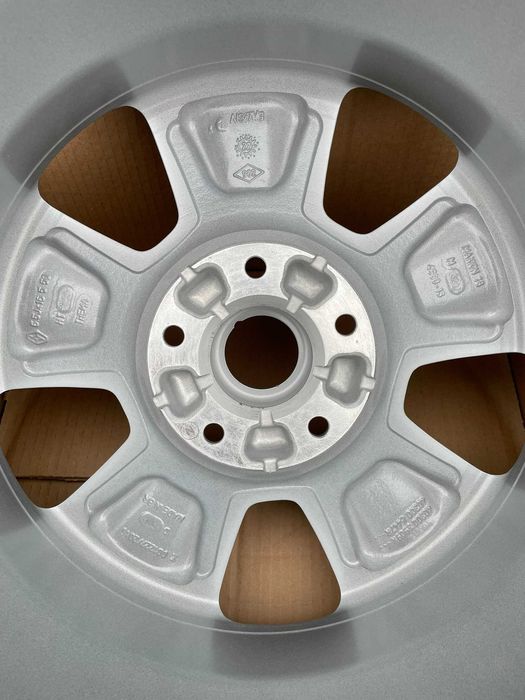 Jante noi originale Renault Dacia Duster R16 inch model Thema