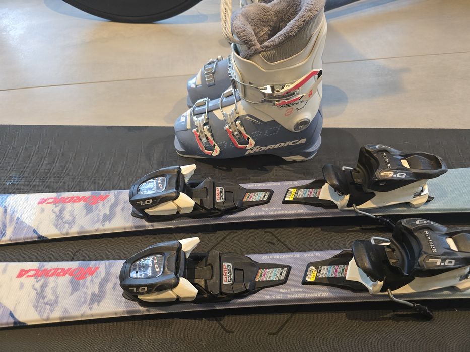 Schiuri Nordica LB Jr 110cm și clăpari Nordica Speed Machine3 size 21