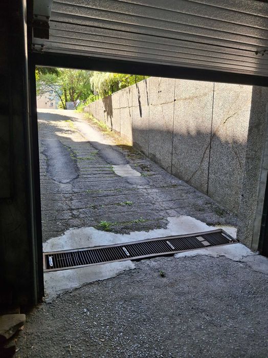 Дава се под наем Гараж / Паркомясто в София, Гео Милев - 25 кв.м за 127.5 € - Снимка #2