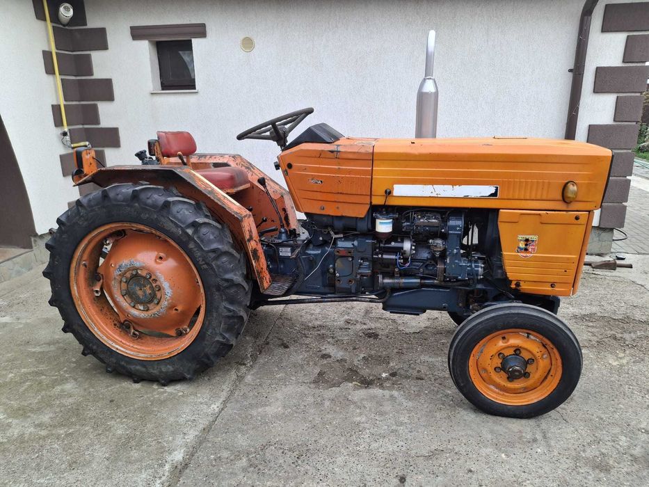 Tractor UTB Universal vr, viticol pentru vie 4x4 și 4x2, cu acte