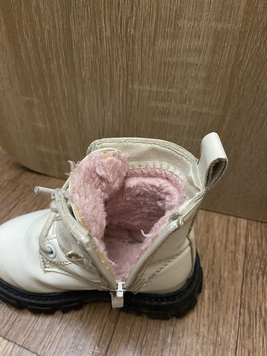 Ботиночки  на девочку21 размер