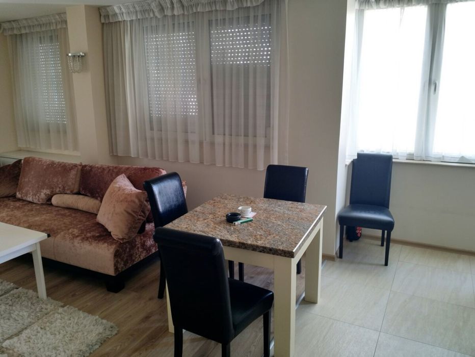 Дава се под наем Двустаен апартамент в Пловдив, Кършияка - 80 кв.м за 600 € - Снимка #3