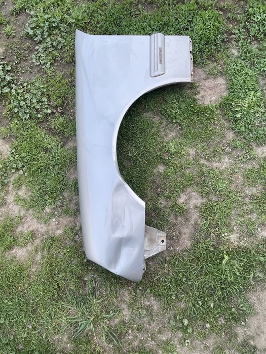 Мерседес 210 крыло левая сторона