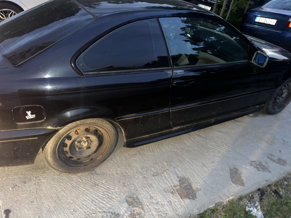 BMW E46 325 ci 2004 face
